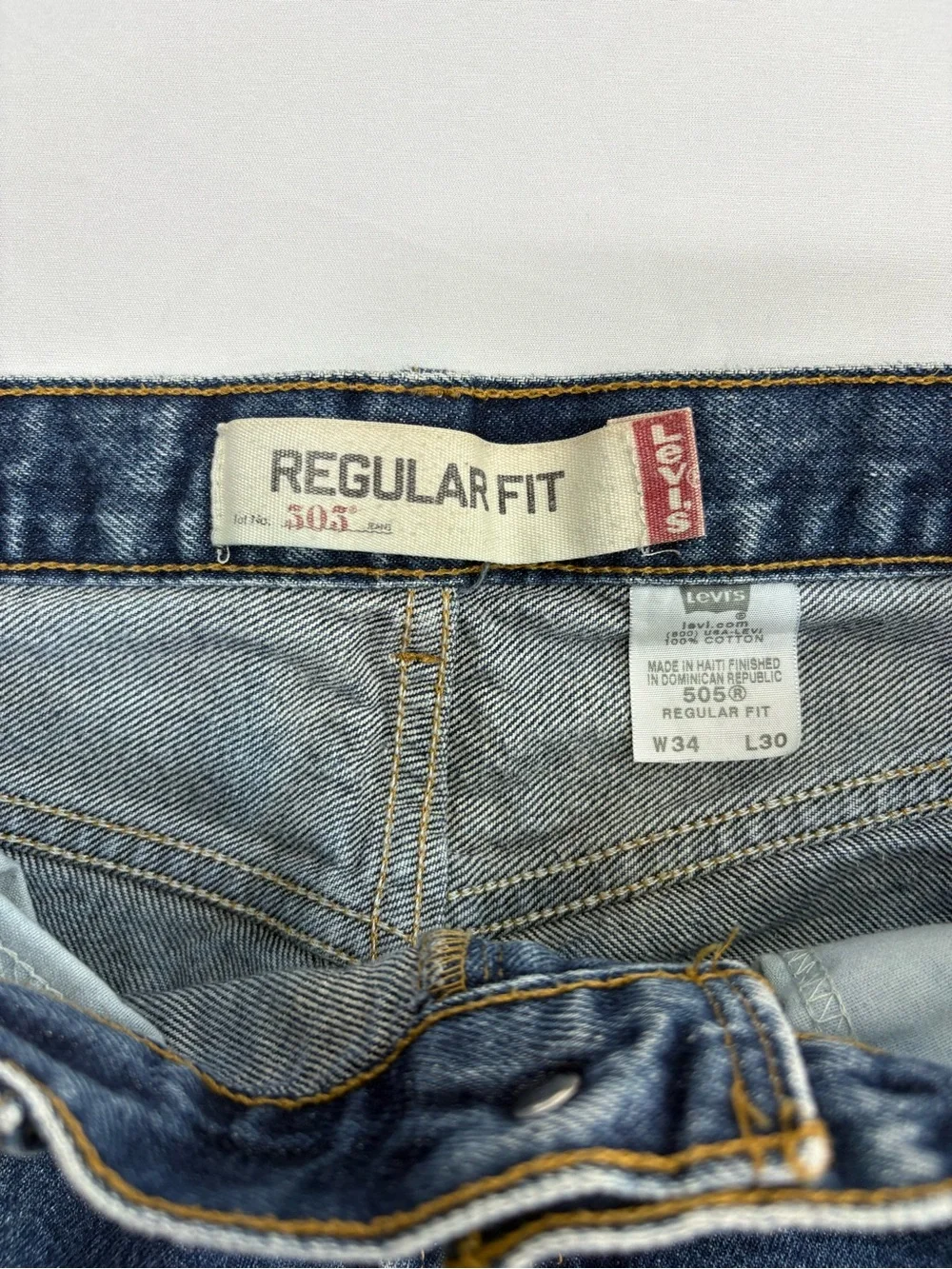 Y2K Levi’s 505 Regular Fit Jeans Men's 34x30 Blue Denim Straight Fit 2007